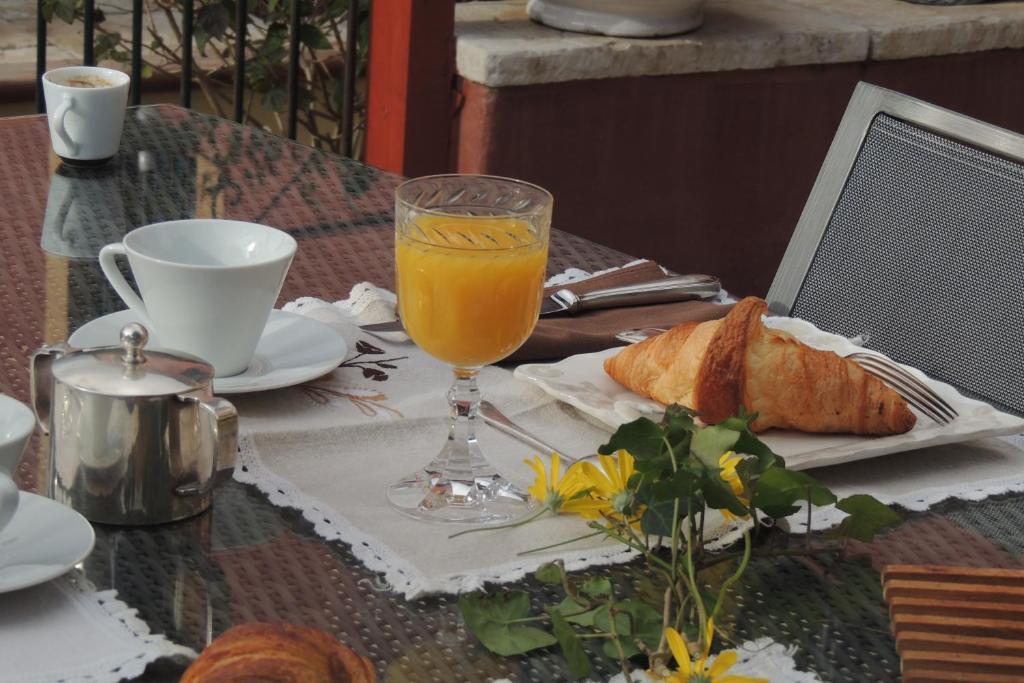 Sous L'Olivier Bed and Breakfast Μεντόν Εξωτερικό φωτογραφία